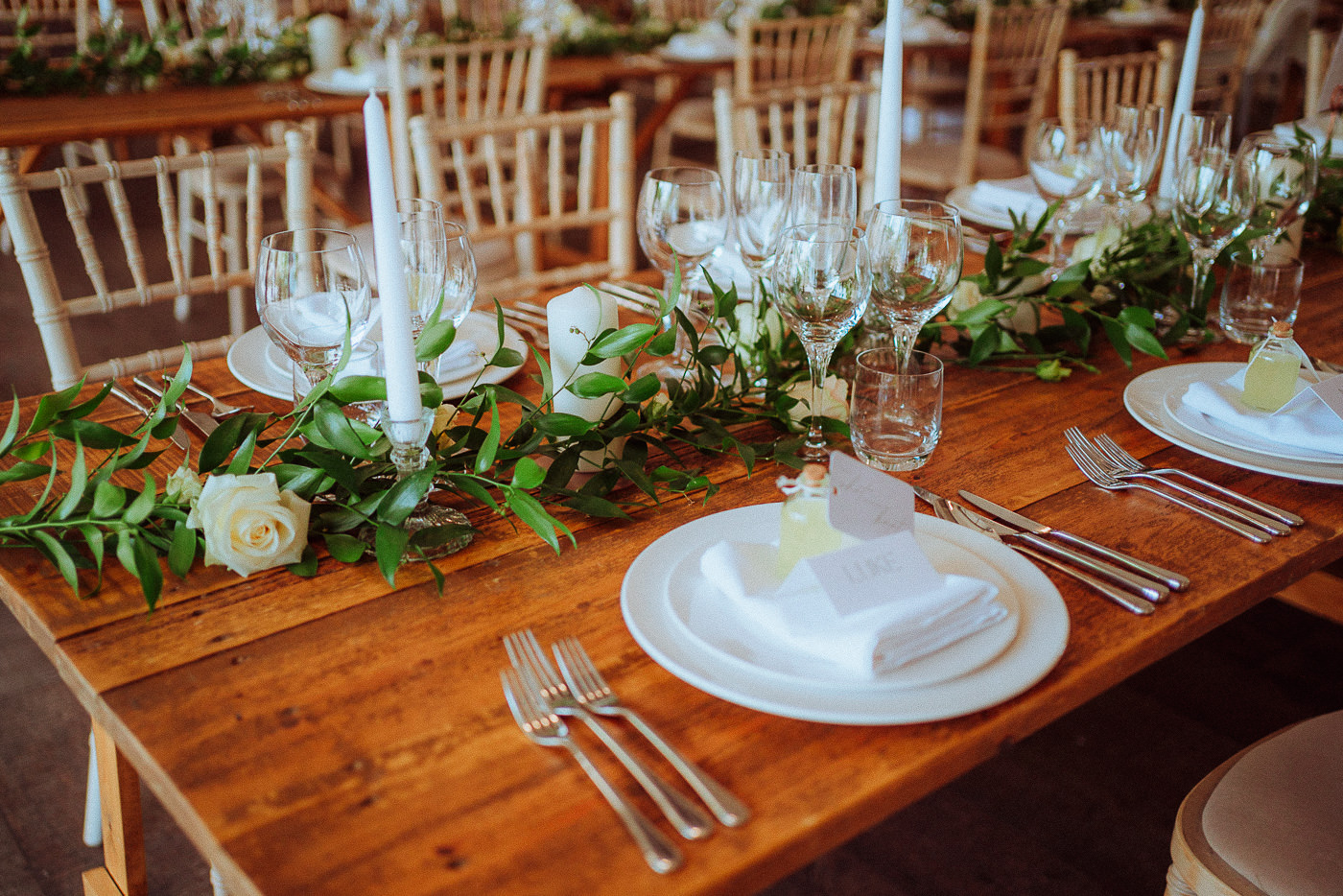 LAPSTONE BARN WEDDING PHOTOGRAPHY 097 LAPSTONE BARN WEDDING PHOTOGRAPHY 097